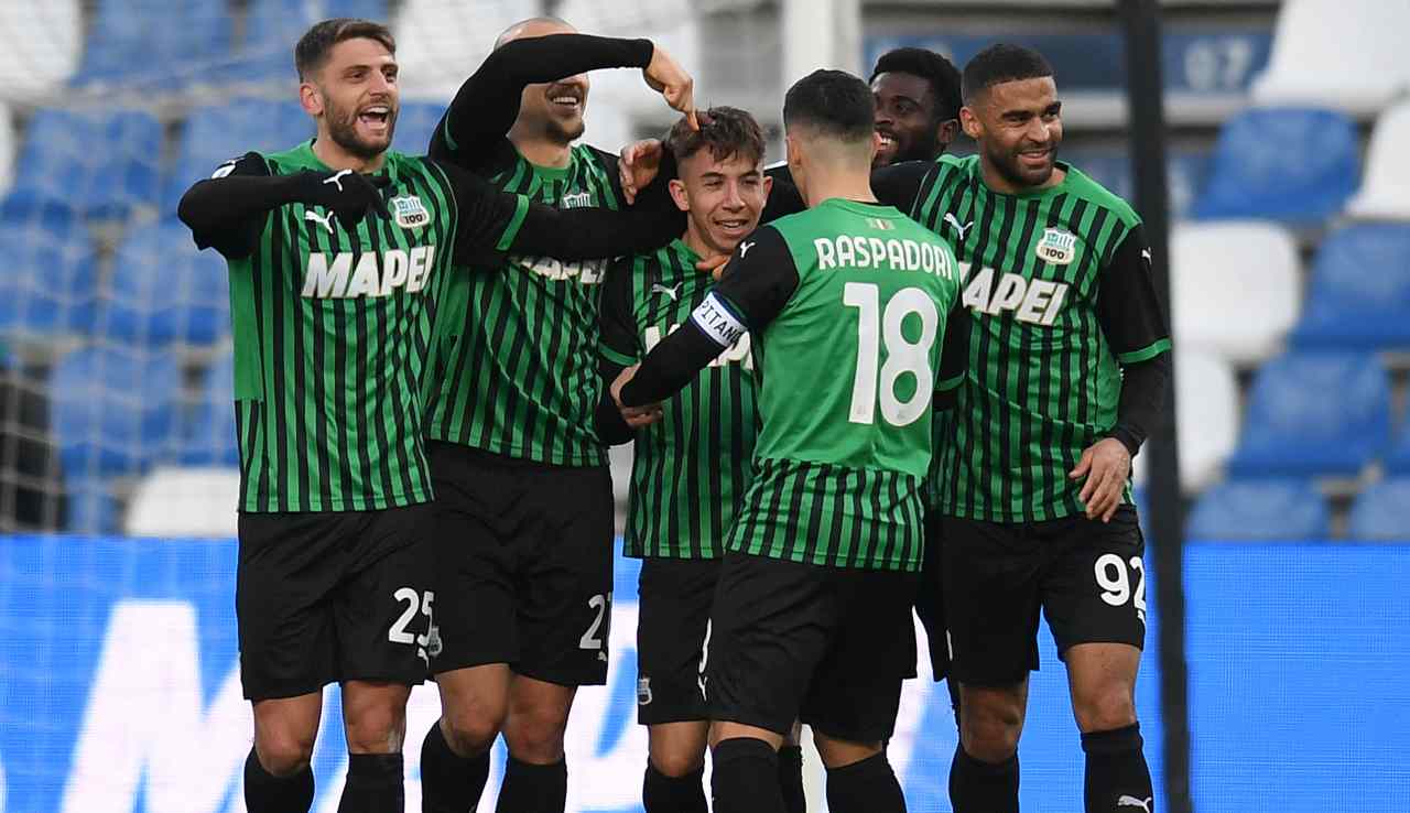 L'esultanza dei calciatori del Sassuolo