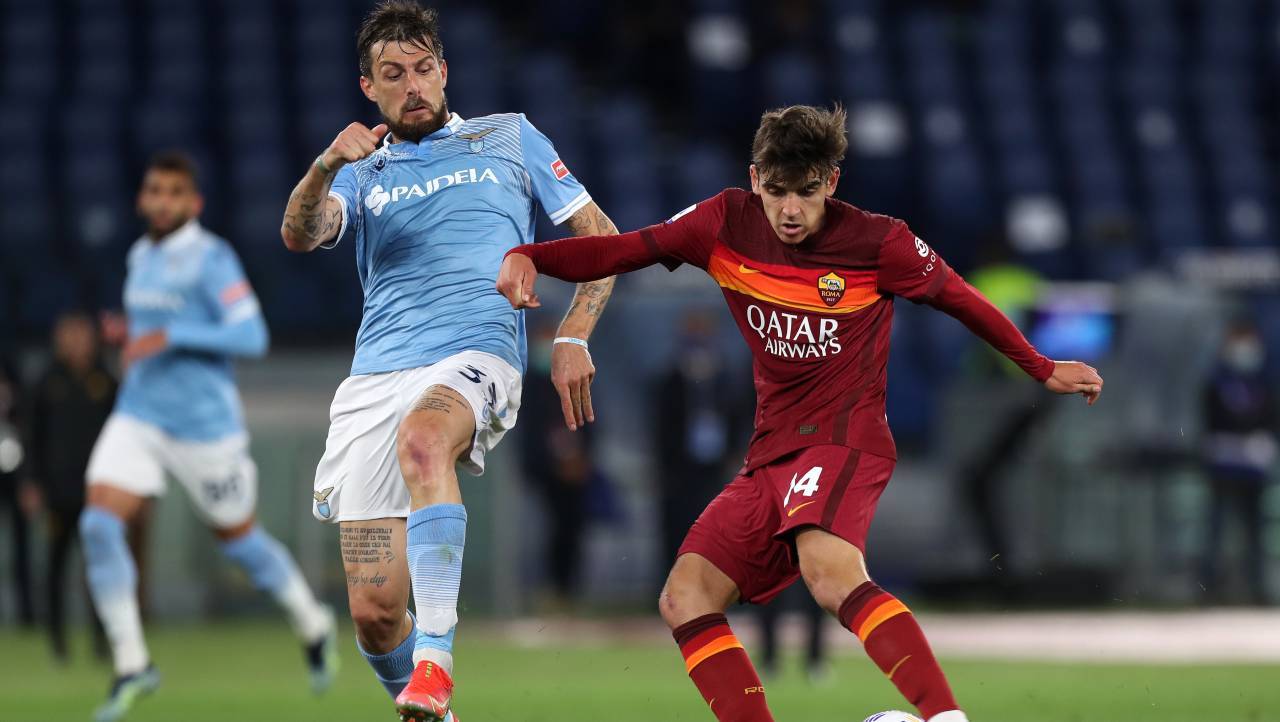 Acerbi e Villar a contrasto