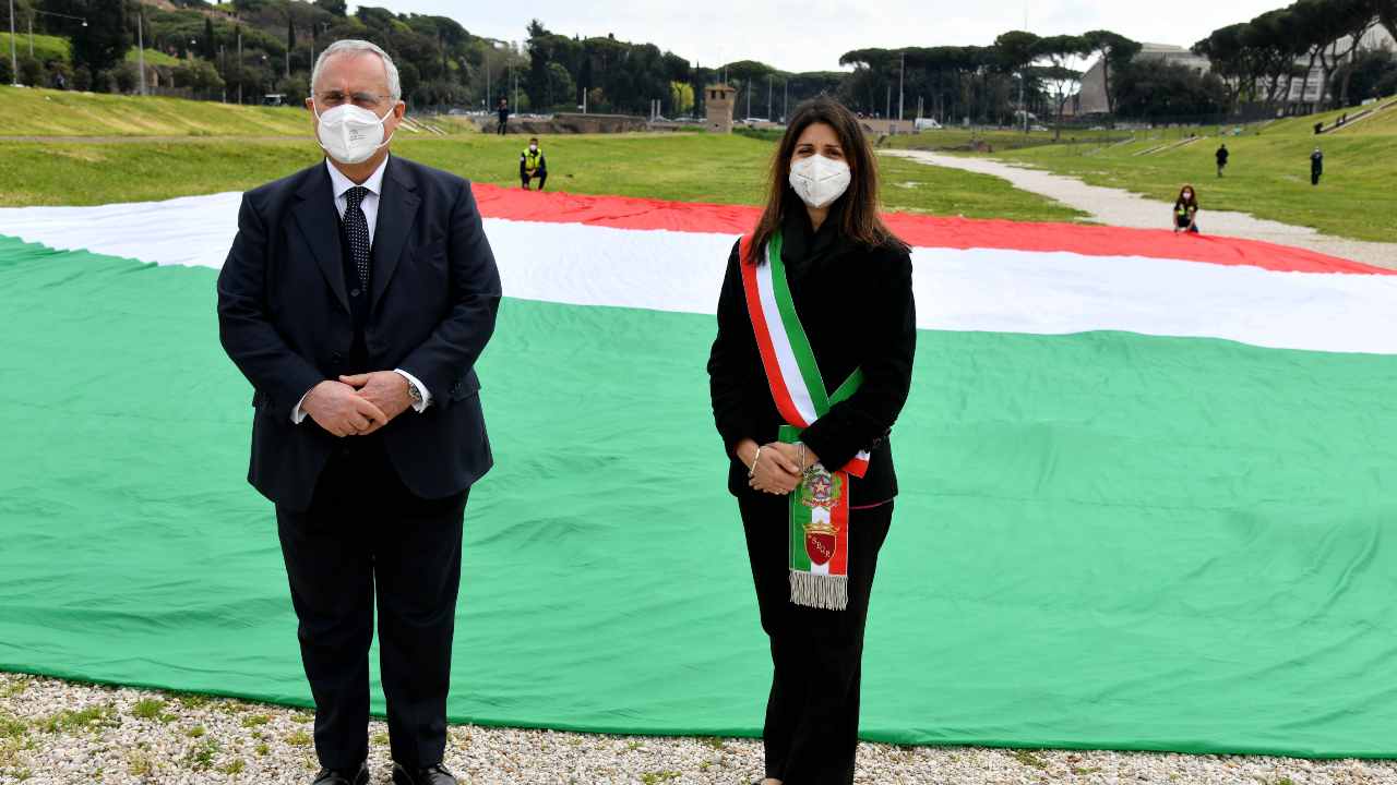 Claudio Lotito e Virginia Raggi in un evento istituzionale