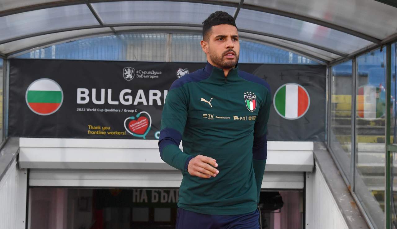 Emerson Palmieri entra in campo