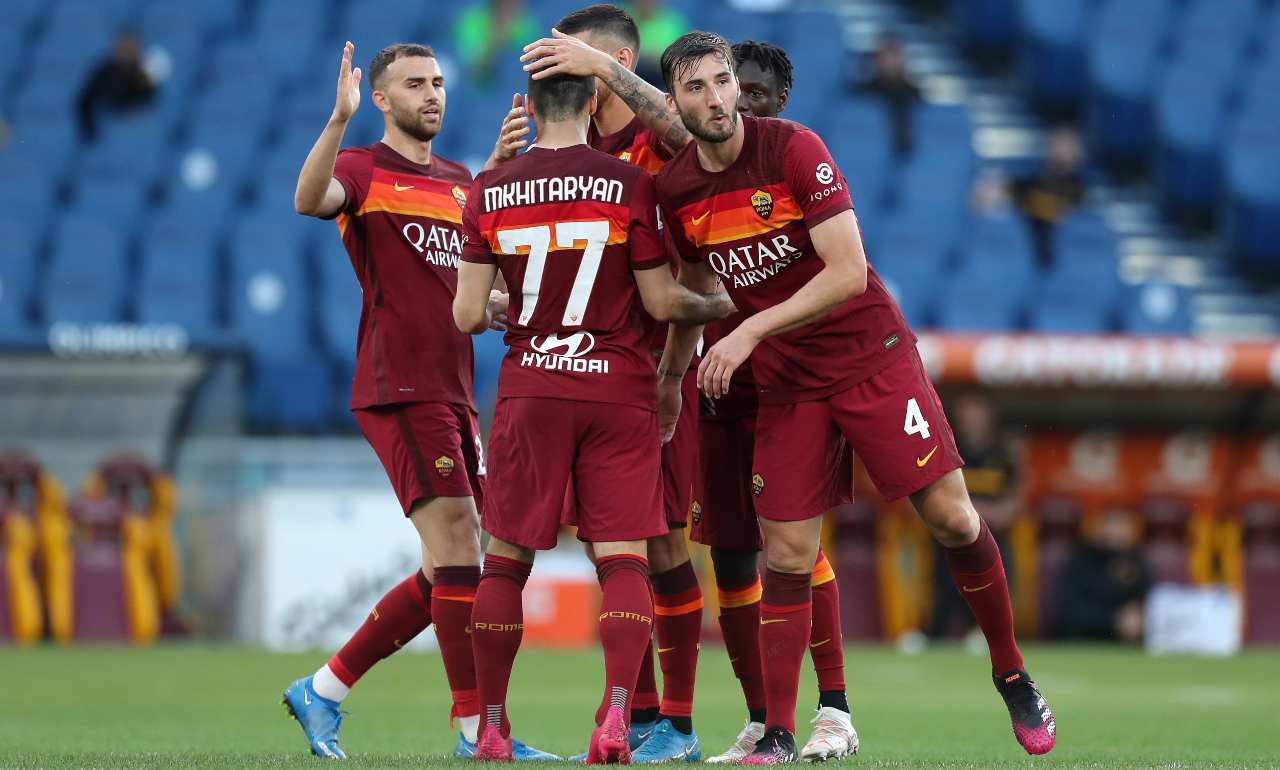 L'esultanza dei calciatori della Roma