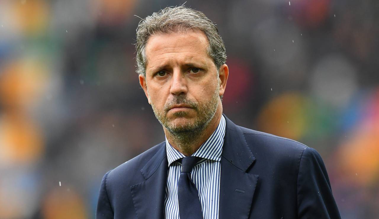 Paratici osserva