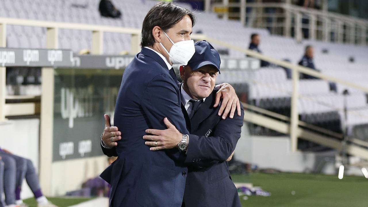 Inzaghi e Iachini si abbracciano