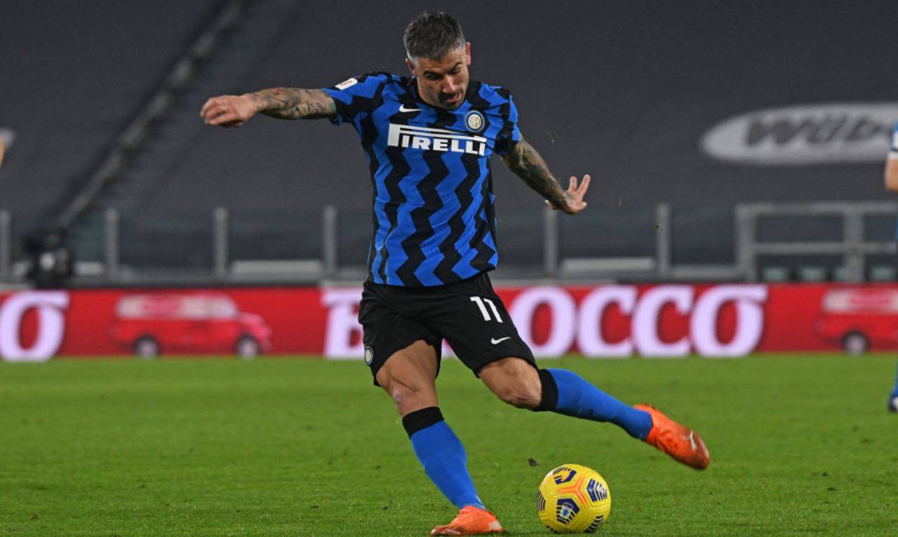 Kolarov al tiro