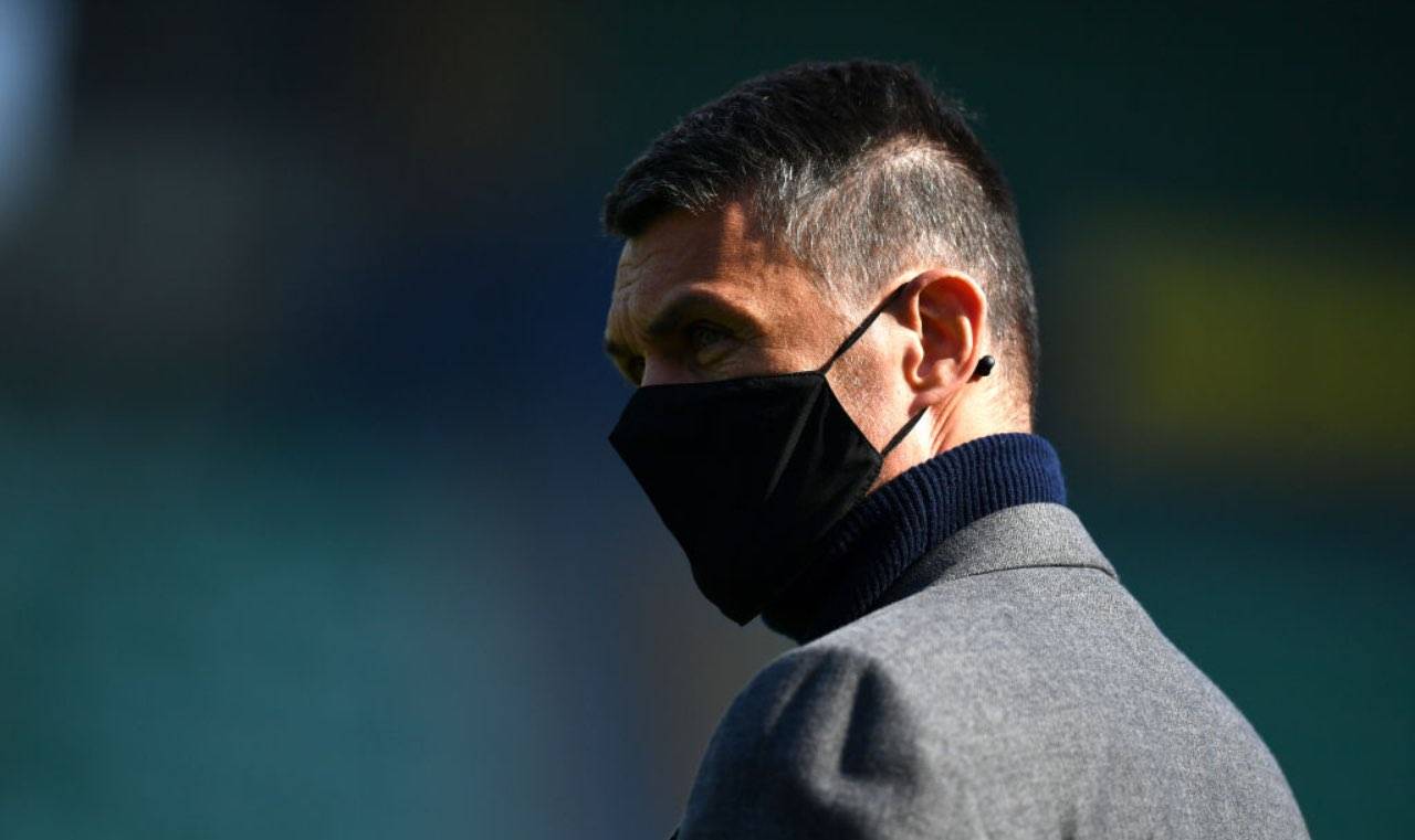 Paolo Maldini con la mascherina