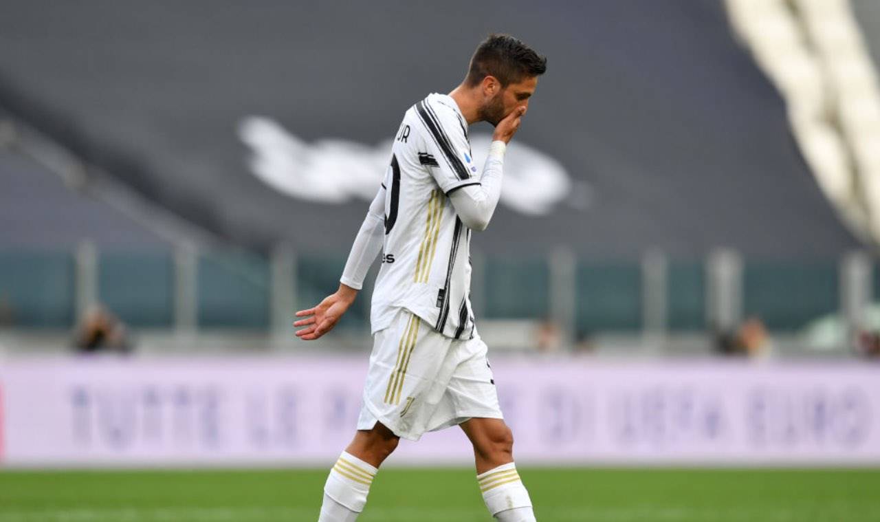 Bentancur esce dal campo