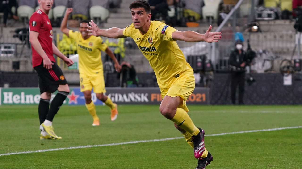 Esultanza Gerard Moreno dopo il gol del momentaneo 1-0 del Villarreal nella finale di Europa League di Danzica