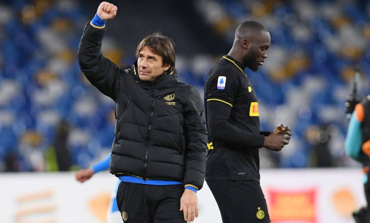 Conte e Lukaku festeggiano un gol 