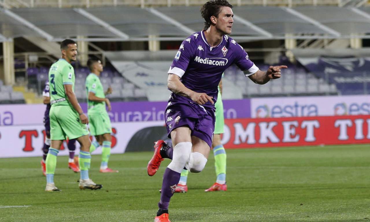 L'esultanza di Vlahovic in Fiorentina-Lazio 