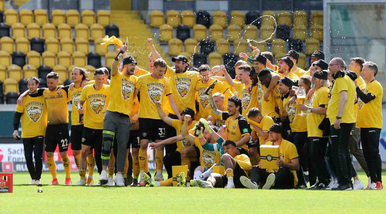 Festa promozione Dinamo Dresda