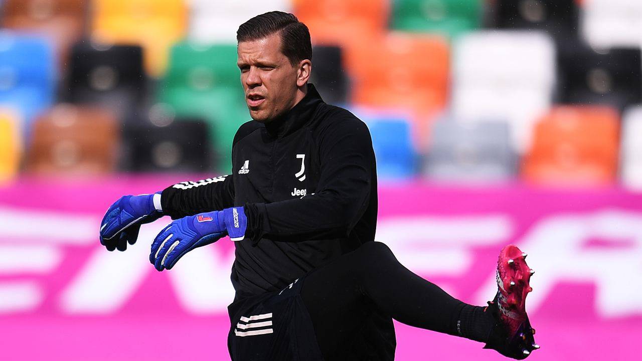 Wojciech Szczesny nel riscaldamento