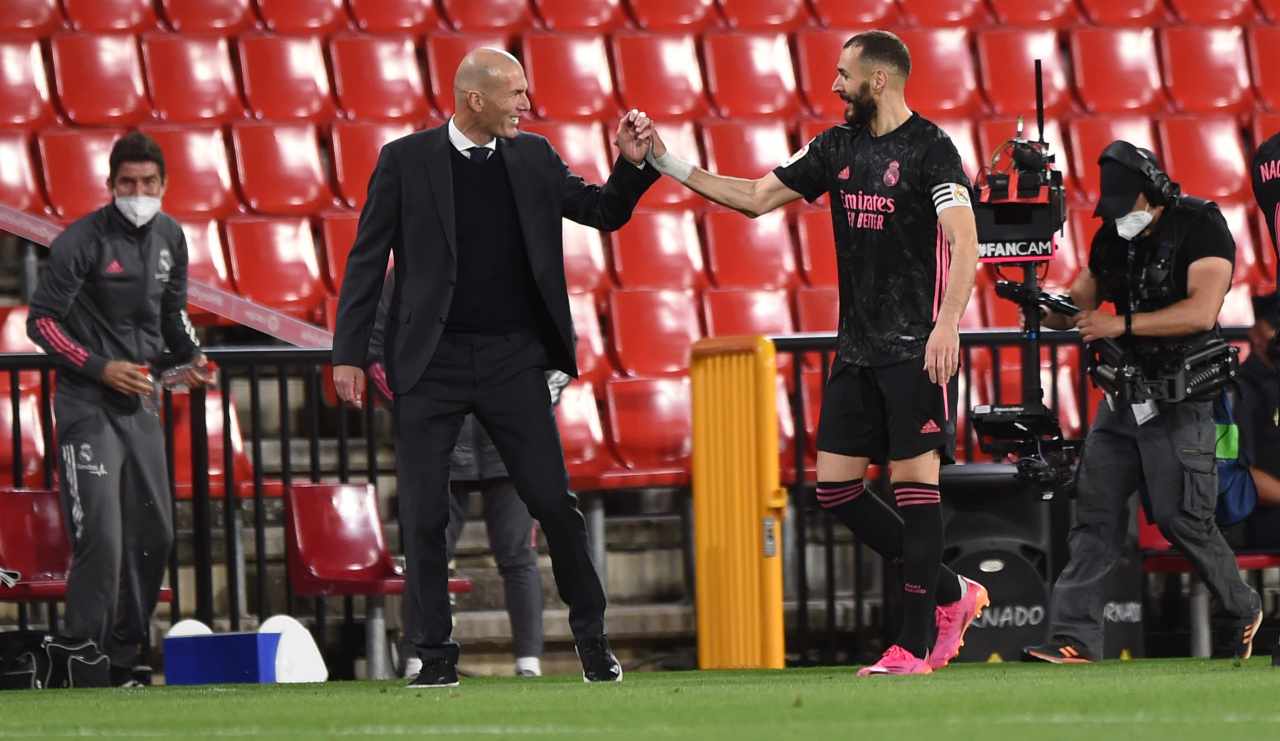 zidane benzema stretta di mano