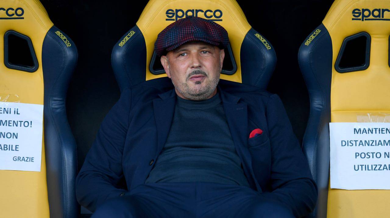 Mihajlovic pensieroso