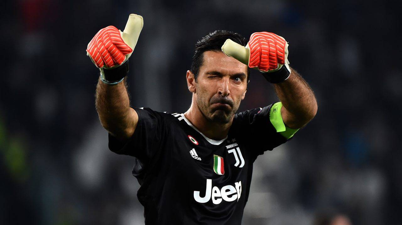 Buffon esulta