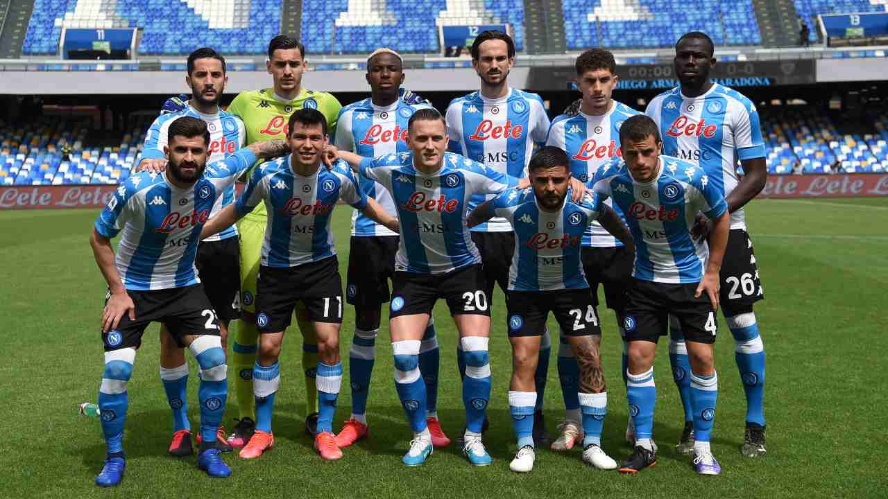Il Napoli sceso in campo contro il Cagliari