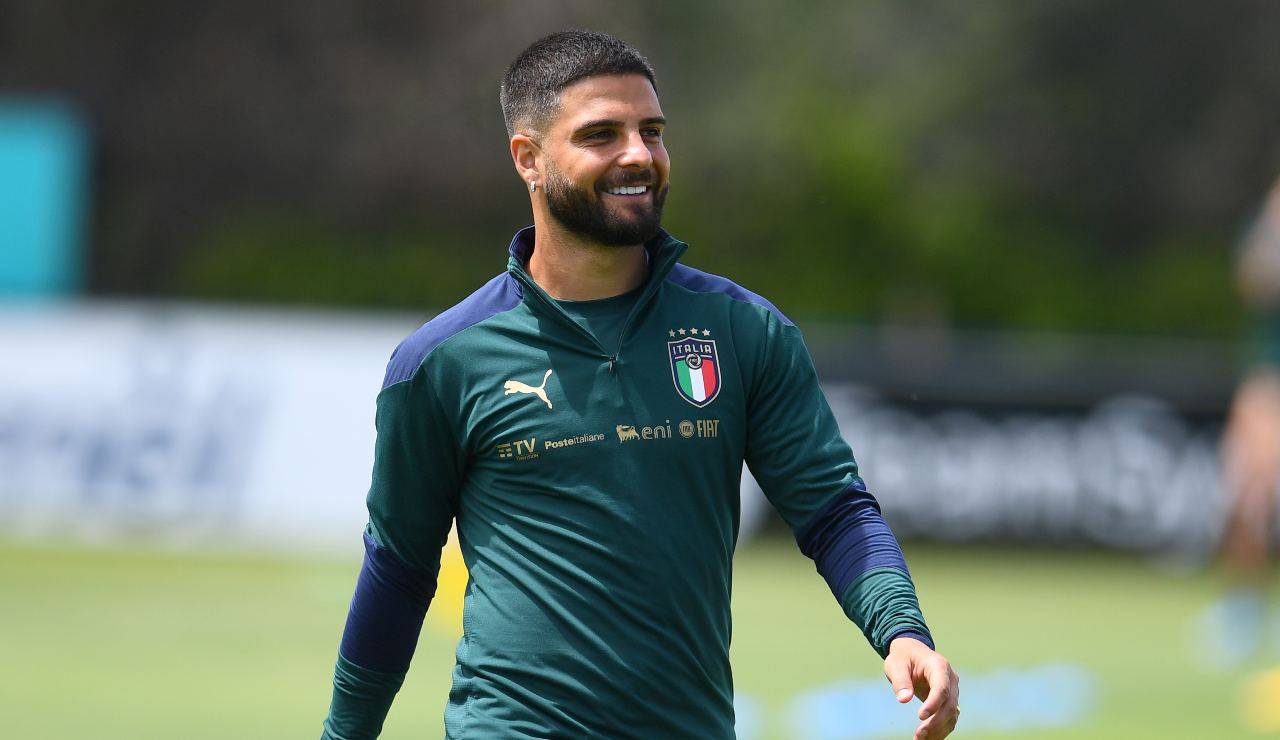 Lorenzo Insigne sorride