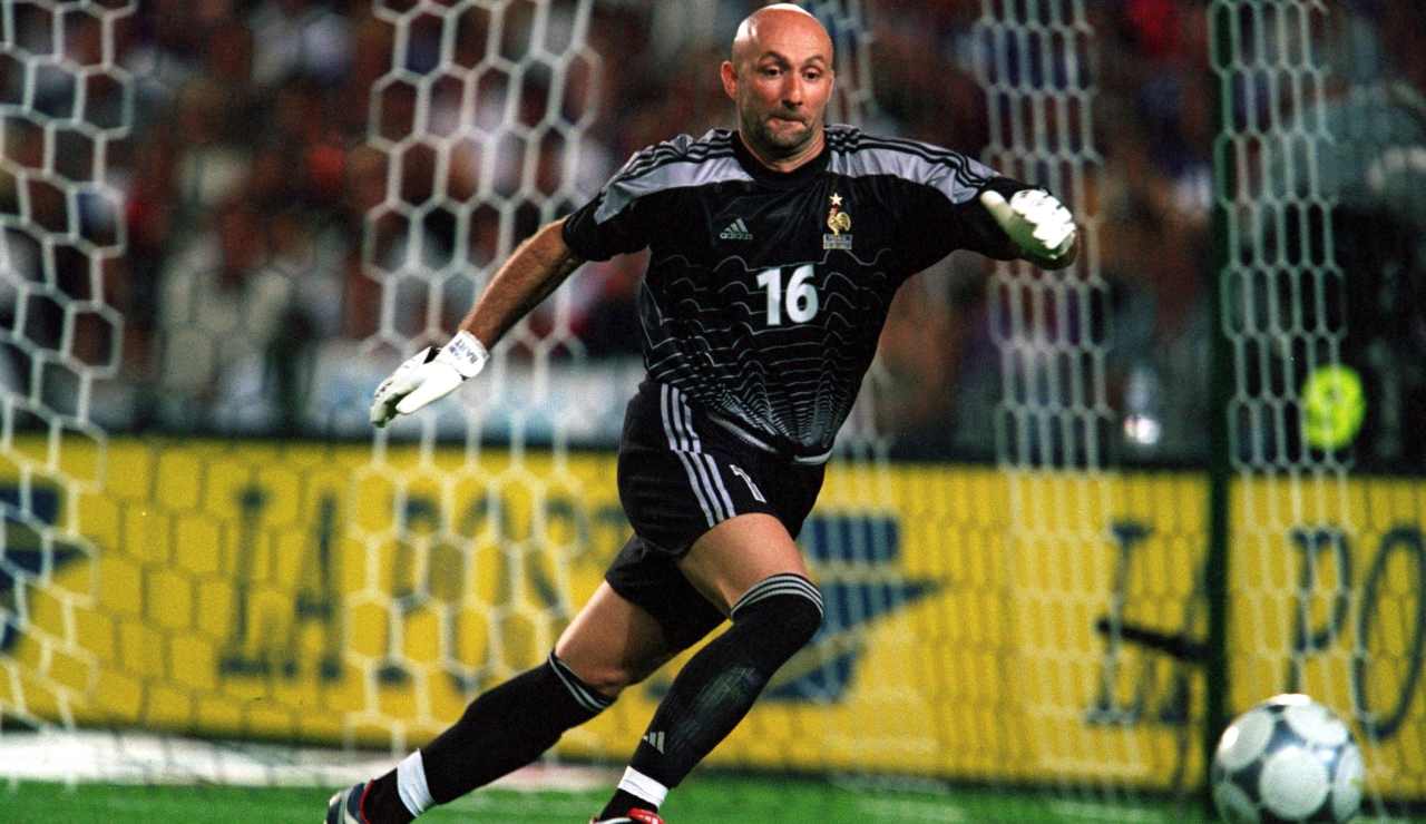 Fabien Barthez quando difendeva i pali della Francia