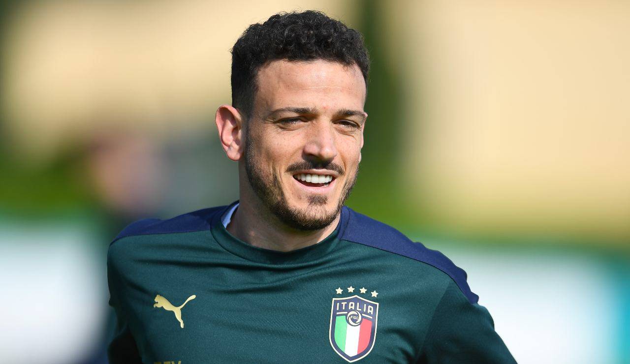 Florenzi con la maglia da allenamento dell'Italia