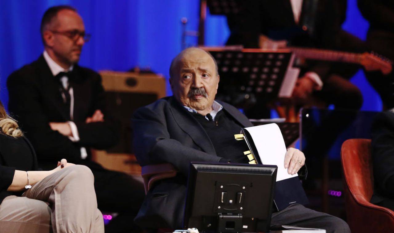 Maurizio Costanzo durante una diretta tv
