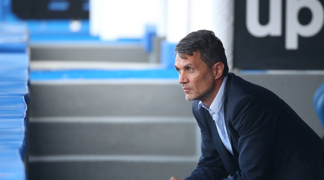 Maldini pensieroso