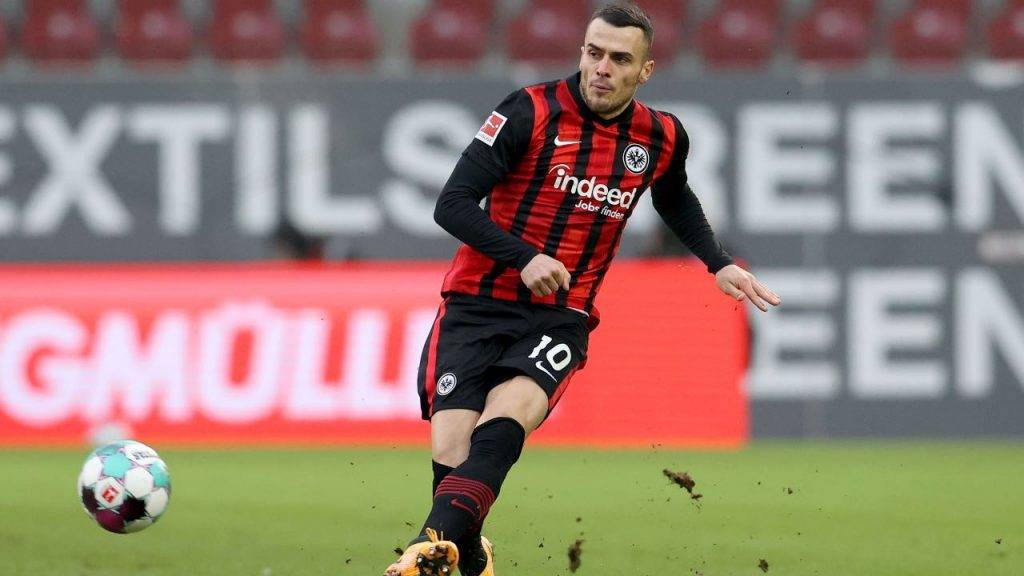 Filip Kostic in campo