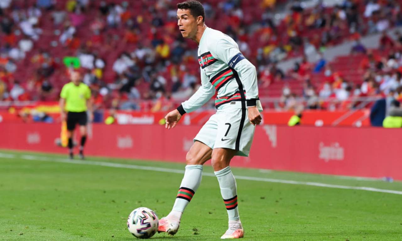 Ronaldo durante l'amichevole tra Spagna e Portogallo