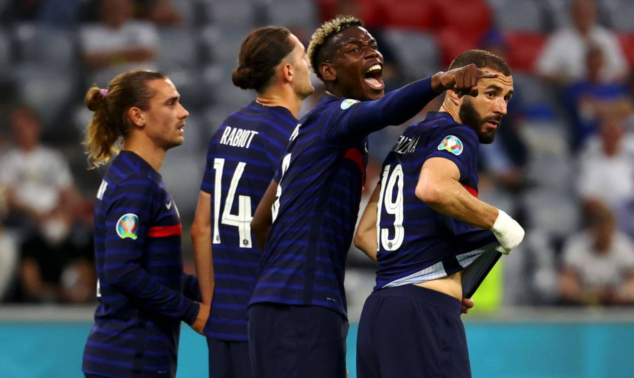 Pogba esulta