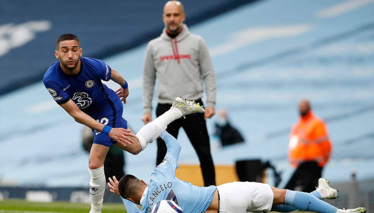 Ziyech a duello con Cancelo