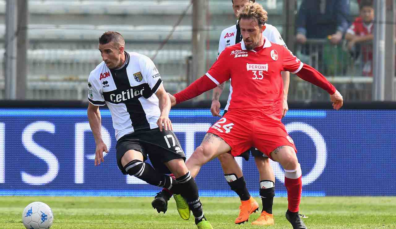 Floro Flores durante la sua esperienza al Bari