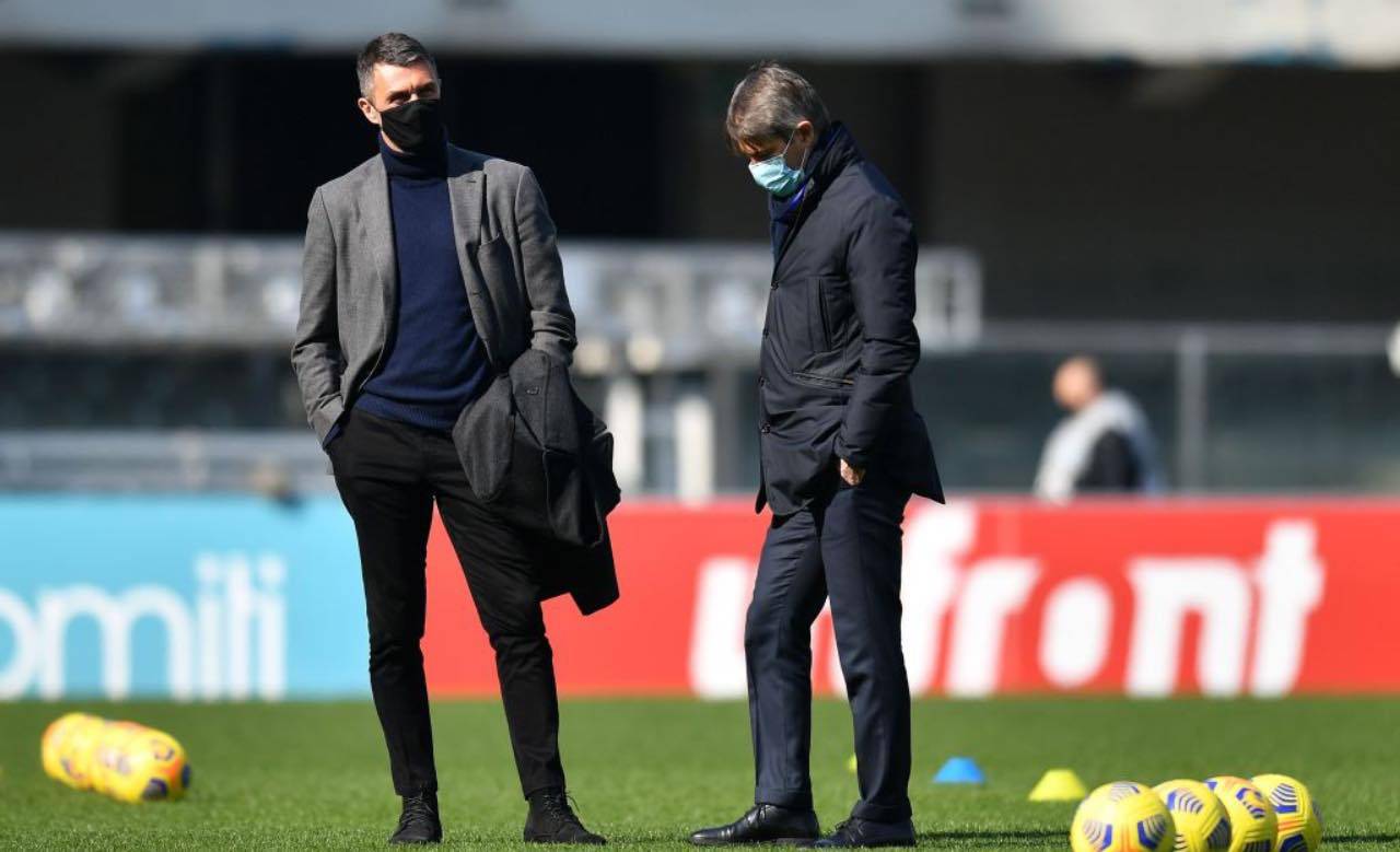 Maldini e Massara durante l'allenamento del Milan