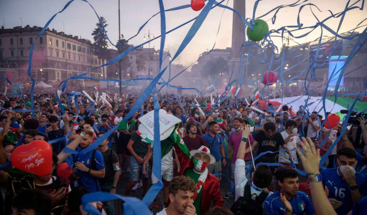 I tifosi italiani a Roma, in Piazza del Popolo