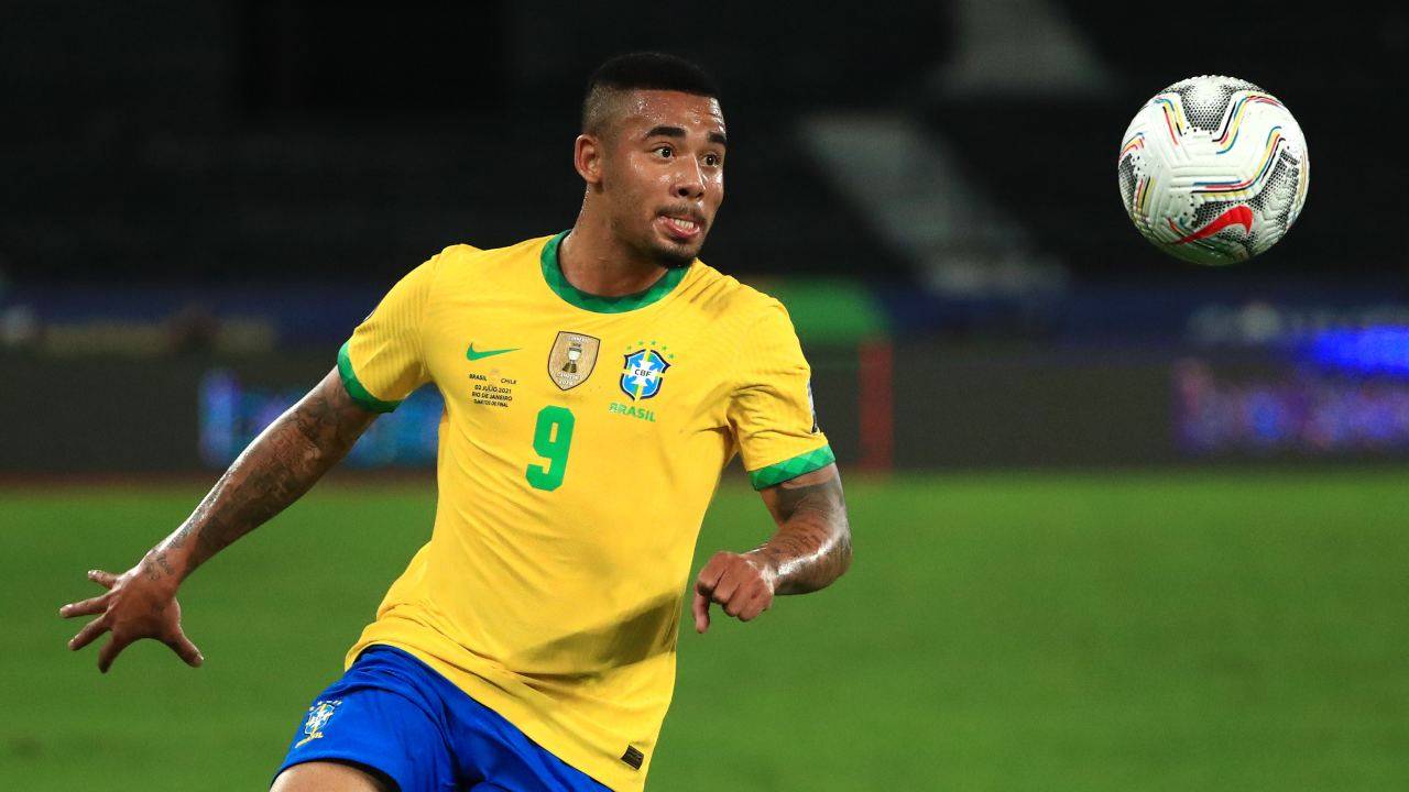 Gabriel Jesus con la maglia del Brasile