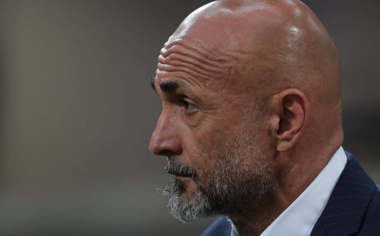 Spalletti pensieroso 