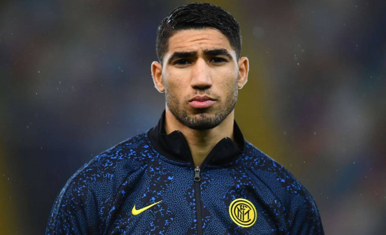 Hakimi con la casacca dell'Inter