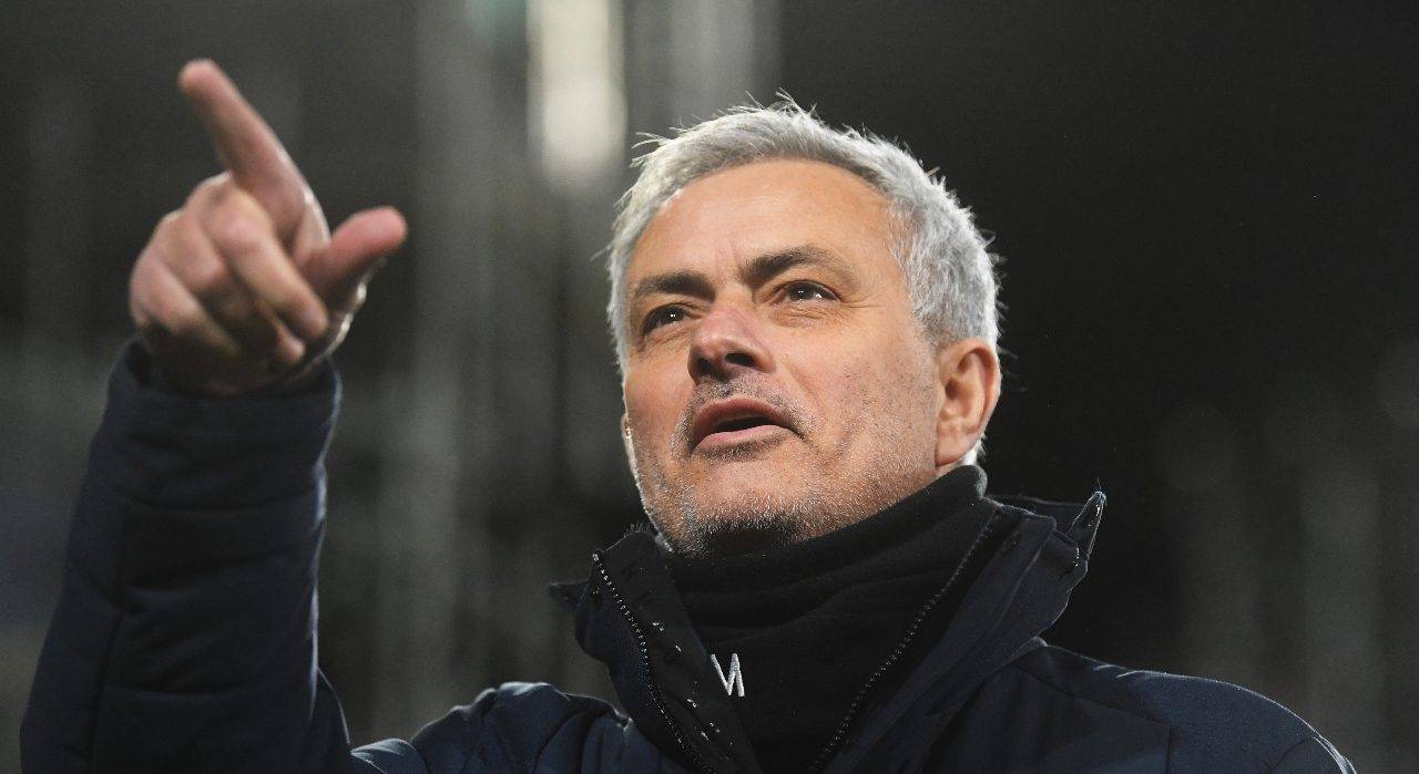 Mourinho indica