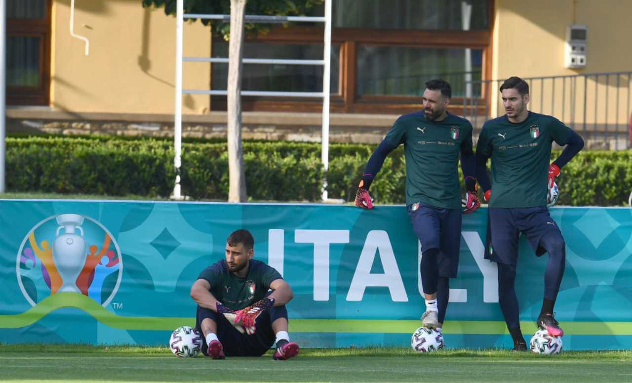 Donnarumma con Sirigu e Meret