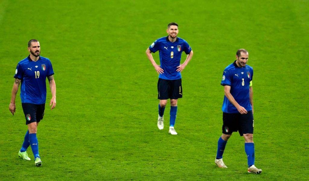 Bonucci Chiellini Jorginho Italia