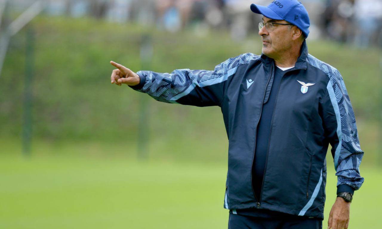 Sarri dirige l'allenamento della Lazio