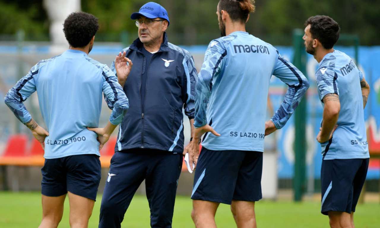 Sarri dirige l'allenamento della Lazio 