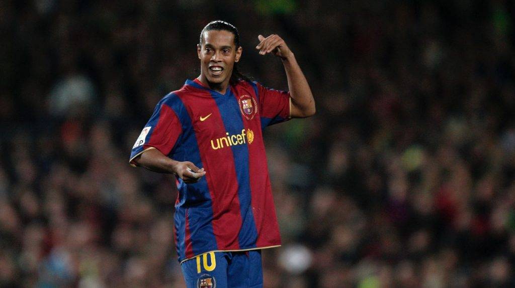 Ronaldinho festeggia