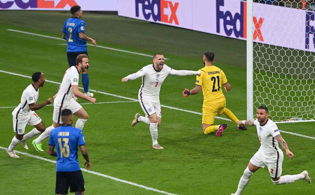 Euro 2020, Italia-Inghilterra: il gol di Shaw