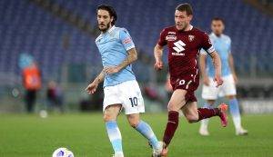 Luis Alberto in azione durante Lazio-Torino