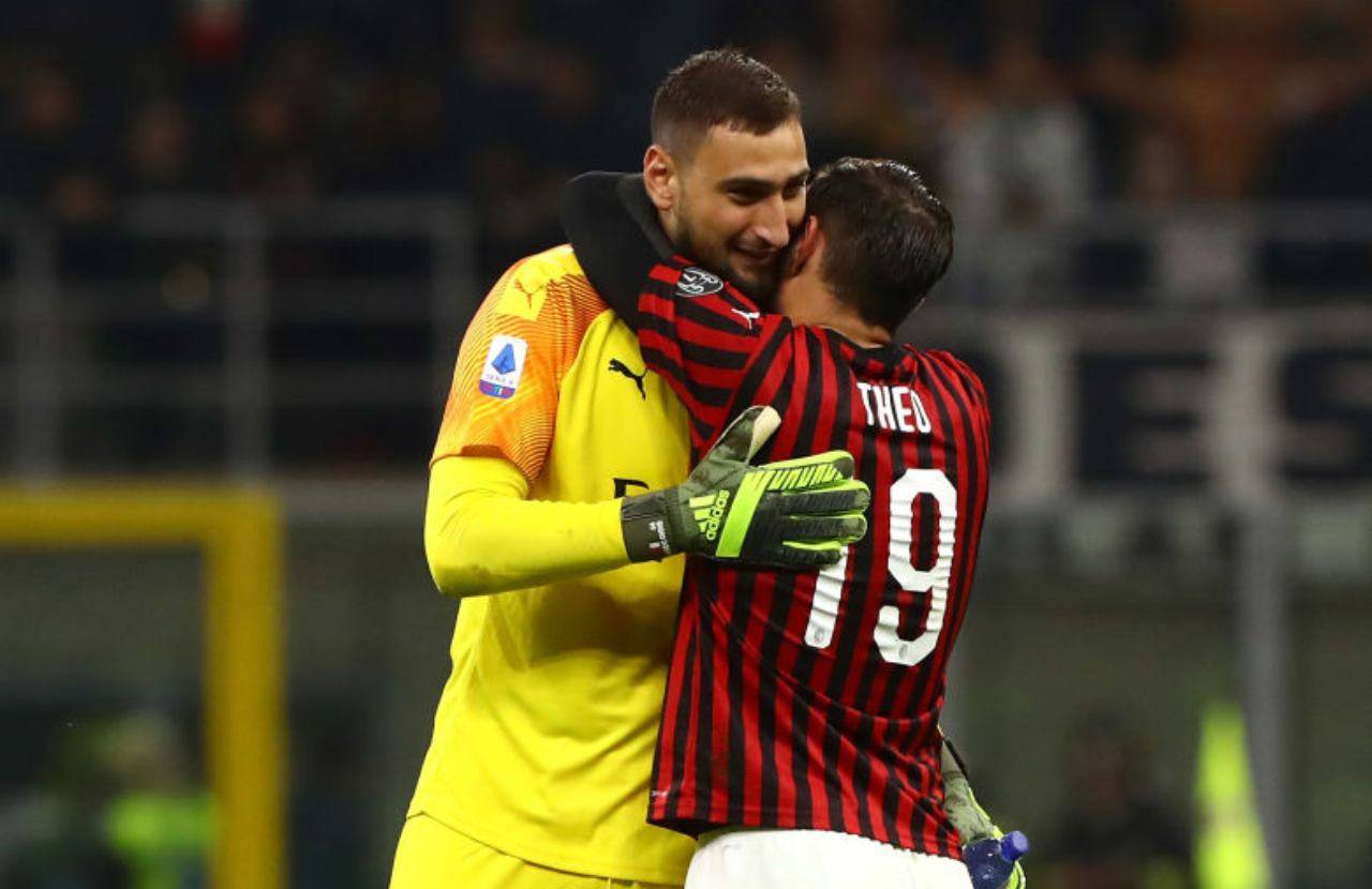 theo e donnarumma abbraccio
