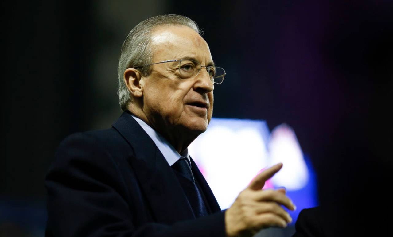 Florentino Perez nella penombra