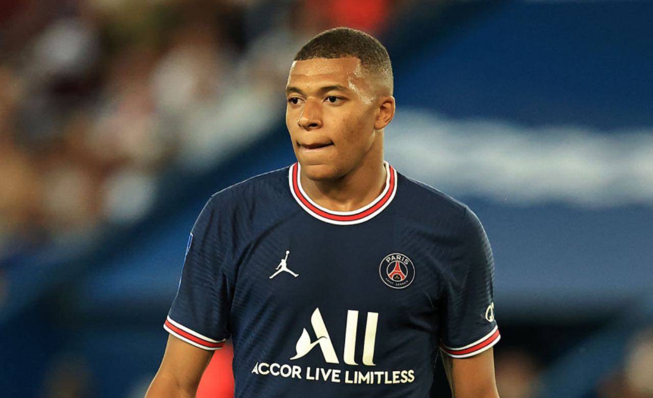 Mbappé con la maglia del PSG