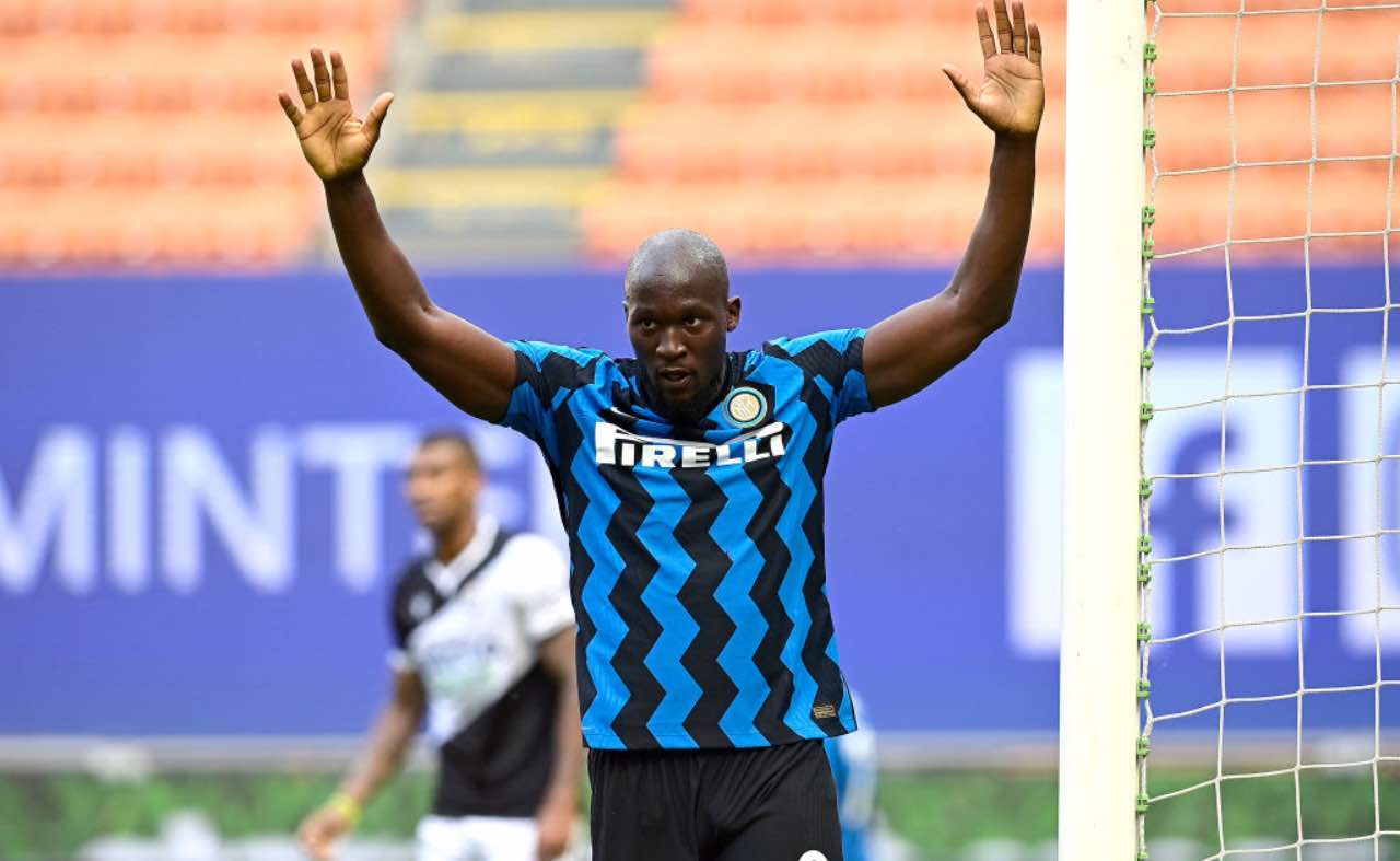 Lukaku dopo un'esultanza con l'Inter