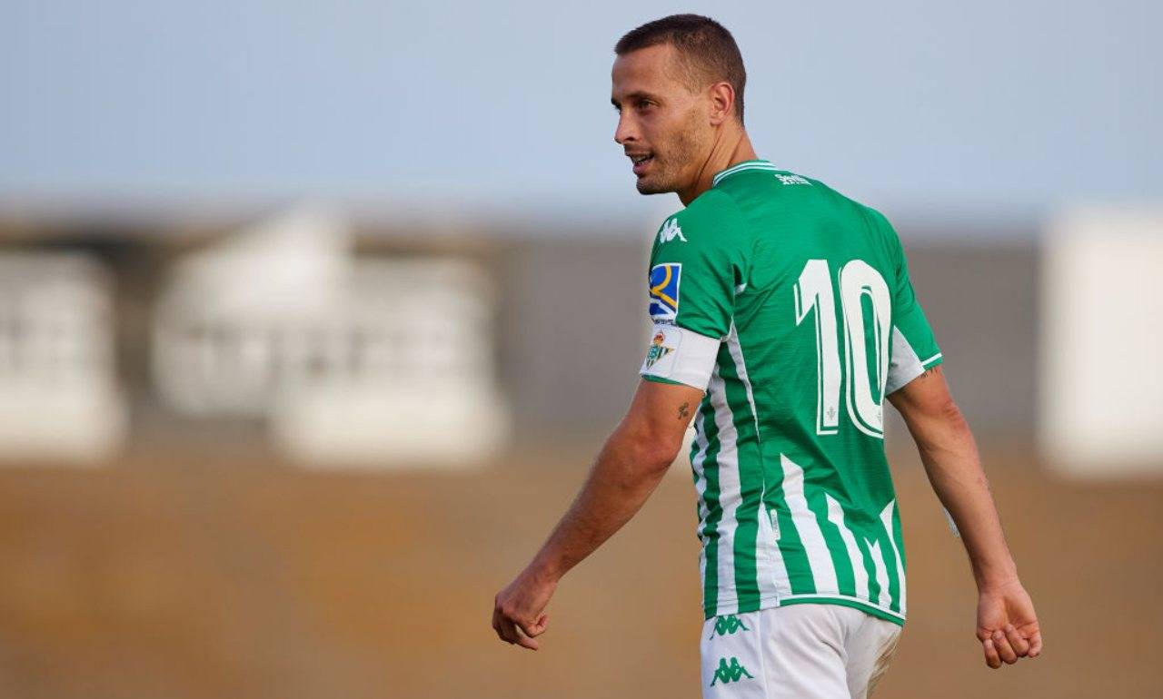 Sergio Canales con la maglia del Betis Siviglia