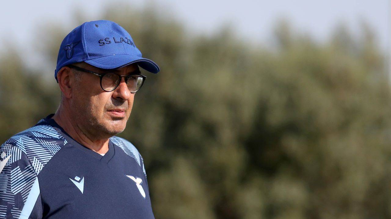 Sarri osserva