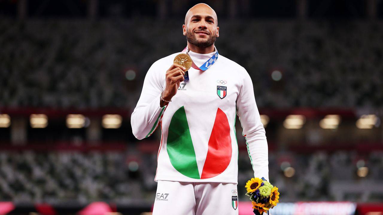 Marcell Jacobs con la medaglia