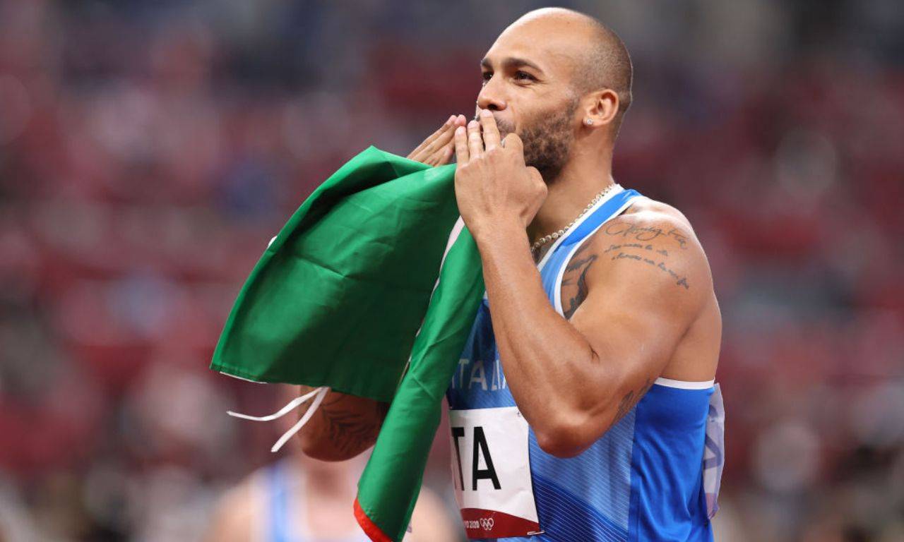 Marcell Jacob con la bandiera italiana